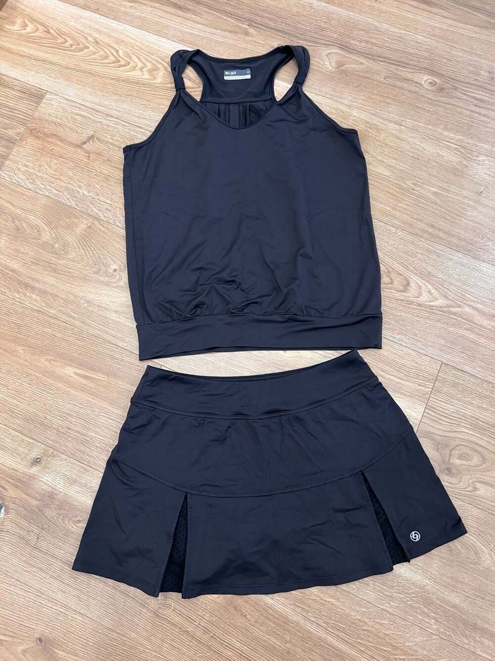 LIJA Tank Top and Skort Size M Black Athletic Outfit Set